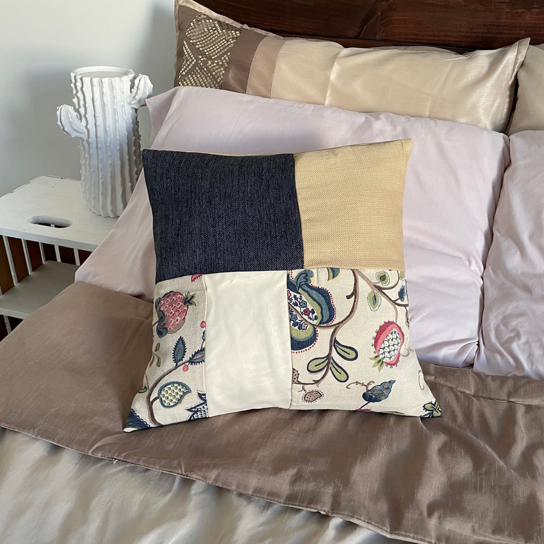 Maya Pillow Cover | 16" x 16"
